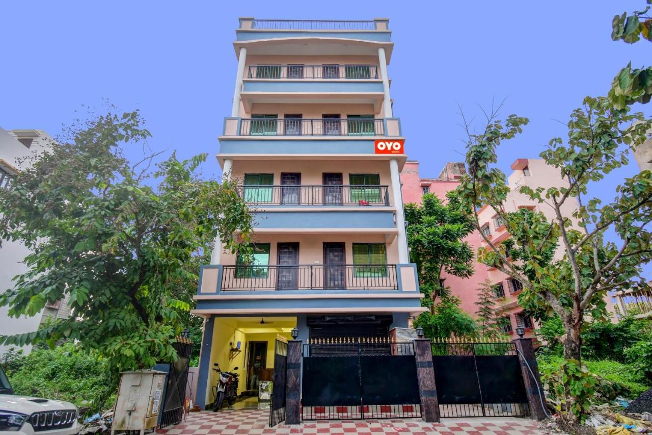 Oyo 92945 The Rs Villa โกลกาตา ภายนอก รูปภาพ